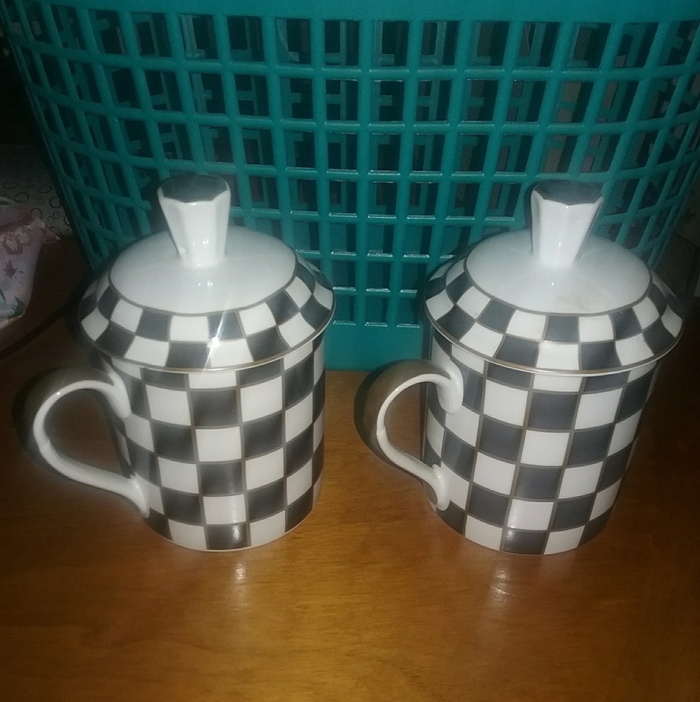 Porlien Steve & Won Fine Porcelain Mugs With Tops - White & Black